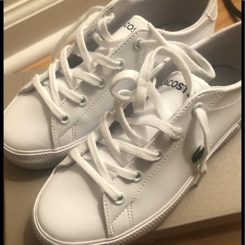 Kids lacoste size 1